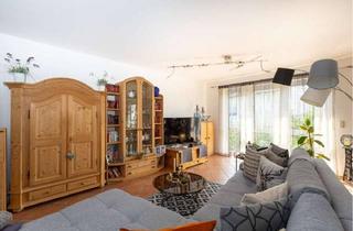 Wohnung kaufen in 97440 Werneck, Lichtdurchflutetes Wohnjuwel – 3 Zimmer mit Balkon, Abstellraum & Stellplatz