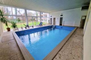 Wohnung kaufen in Am Kiesweg 20, 66954 Pirmasens, Helle 2-ZKB-Wohnung mit 2 Balkonen, 6. OG, Aufzug, Schwimmbad, Sauna – 88.000 € VB