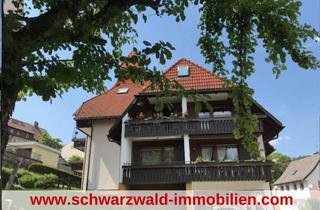 Wohnung kaufen in 79853 Lenzkirch, Die hat Alles ! Balkon, Carport, 1a Keller & zusätzliches Studio