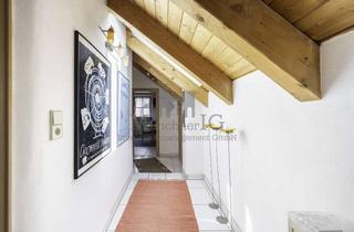 Wohnung kaufen in 82152 Planegg, MÜNCHNER IG: IHR Wohntraum auf zwei Ebenen mit Balkon und ruhigem Ausblick ins Grüne