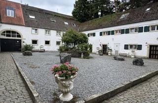 Wohnung mieten in Haus Düssel, 42489 Wülfrath, Gemütliche 2 Zi - Dachgeschosswohnung in der alten Wasserburg mit Gartenteil