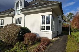 Wohnung mieten in 32760 Detmold, Freundliche und gepflegte 2 ZKB-Wohnung mit geh. Innenausstattung mit Balkon und EBK in Detmold