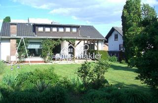 Einfamilienhaus kaufen in 35043 Marburg, 8-Zi.-Wohnhaus mit schönem Garten (1.400 qm) in Marburg-Schröck, courtagefrei