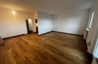 Wohnung mieten in Andreas-Schubert-Straße 41, 08468 Reichenbach, Helle 2-Raum-Wohnung mit Einbauküche und Loggia