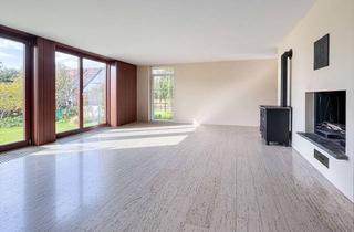 Einfamilienhaus kaufen in 86477 Adelsried, Geräumiges Einfamilienhaus zum Wohlfühlen in ruhiger Lage