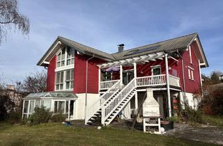 Haus kaufen in 79400 Kandern, Ein- bis Zweifamilienhaus Holzbauweise mit 9 Zimmern in Kandern-Wollbach