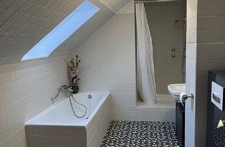 Wohnung mieten in 63533 Mainhausen, Schöne und gepflegte 2,5-Raum-DG-Wohnung in Mainhausen inkl. Einbauküche