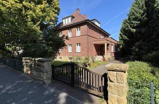 Einfamilienhaus kaufen in 33803 Steinhagen, Herrschaftlich Wohnen mit Stil – Einfamilienhaus mit Geschichte und Charakter