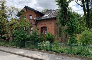 Mehrfamilienhaus kaufen in 24211 Preetz, Preetz - Mehrfamilienhaus mit 2 schönen Wohnungen