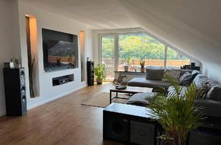 Wohnung kaufen in 57555 Mudersbach, Mudersbach - Modernisierte 3-Zimmer-Eigentumswohnung mit Ausblick & Balkon