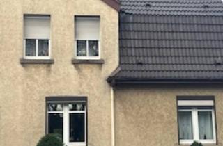 Wohnung kaufen in 44149 Dortmund, Dortmund - Eigentumswohnung mit Dachgeschoss und Gartenanteil