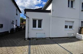 Doppelhaushälfte kaufen in 21077 Hamburg, Hamburg - Doppelhaushälfte Energetisch saniert