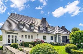 Einfamilienhaus kaufen in 59581 Warstein, Warstein - Großzügiges Einfamilienhaus mit Einliegerwohnung - zentrale Wohnlage am Schorenweg in Warstein