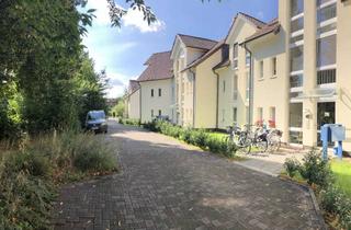 Wohnung kaufen in 12555 Köpenick, Traumhafte Wasserlage mit Terrasse, PKW-Stellplatz, EBK