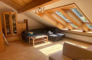 Wohnung kaufen in 97833 Frammersbach, Gemütliche Dachgeschosswohnung mit Balkon, Gartenanteil und Garage in Habichsthal