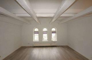 Wohnung mieten in 96450 Coburg, Wohnen unterm Dach: außergewöhnliches 1,5-Zimmer-Apartment Nähe Bahnhof