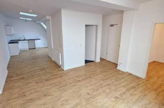Wohnung mieten in Sonnenallee 61, 12045 Neukölln, Top Dachgeschoss-Wohnung in bester Kiezlage mit Blick über die Stadt