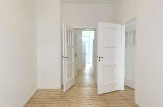 Wohnung mieten in 68167 Neckarstadt, Kernsanierte 2-Zimmer-Altbauwohnung mit besonderem Flair und modernem Wohnkomfort am Clignetplatz