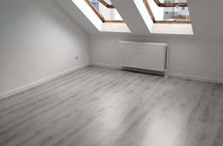 Wohnung mieten in Krummer Acker, 37671 Höxter, Ab 01.03.26 verfügbar 2 ZKB mit Balkon in absoluter FH Nähe mit Balkon sucht neuen Mieter