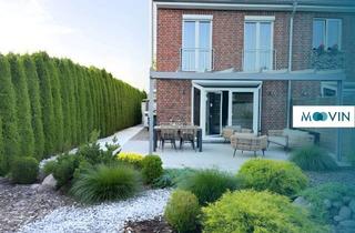 Wohnung mieten in Peter-Fechter- Str. 32, 22946 Trittau, Modernes Endreihenhaus mit 5 Zimmern, hochwertiger Einbauküche, sonniger Terrasse und liebevoll a...