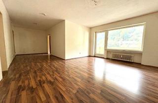 Wohnung mieten in 58762 Altena, zentral gelegene 3,5 Zimmerwohnung mit riesigem Balkon ab sofort frei