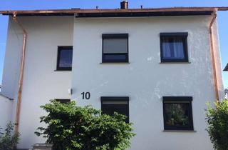 Wohnung mieten in Breslauer Weg 10, 73061 Ebersbach, 1 Zimmer Appartement in gehobener Lage inklusive EBK und Bad