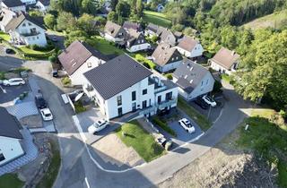 Penthouse mieten in 51674 Wiehl, Außergewöhnliche Penthouse Wohnung mit 3 Zimmern in ruhiger und zentraler Lage