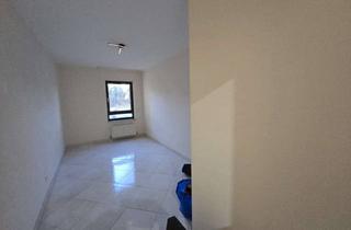 Wohnung mieten in 68219 Rheinau, Vollständig renovierte 3-Zimmer-Wohnung mit Loggia und Einbauküche in Mannheim