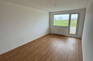 Wohnung mieten in Glower Str. 25, 18551 Sagard, helle 3-Zimmer-Hochparterrewohnung mit Balkon und Wannenbad mit Handtuchheizung