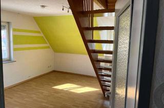 Wohnung mieten in 70327 Untertürkheim, Gemütliche DG-Maisonette Wohnung mit 2,5 Zimmern im Munkweg