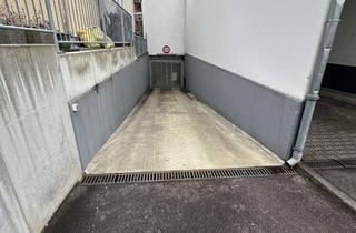 Garagen mieten in Stuttgarter Straße 5-7, 73734 Esslingen, Tiefgaragenstellplätze in zentraler Lage von Esslingen zu vermieten – Stuttgarter Straße 5–7