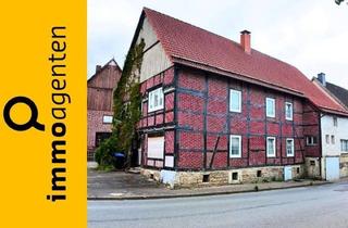 Haus kaufen in 37696 Marienmünster, Vielseitiges Wohnhaus mit Ausbaureserve – attraktiv für Investoren oder große Familien