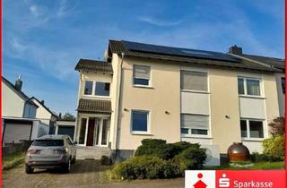 Haus kaufen in 66386 St. Ingbert, Modernisiertes Zweifamilienhaus