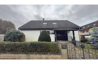 Einfamilienhaus kaufen in 95463 Bindlach, Großzügiges Einfamilienhaus mit Option auf 2 Einliegerwohnungen - starke Kapitalanlage