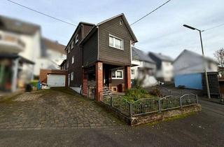 Einfamilienhaus kaufen in 57299 Burbach, Einfamilienhaus im Ortskern von Burbach-Würgendorf