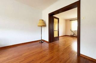 Einfamilienhaus kaufen in 66399 Mandelbachtal, Großzügiges Einfamilienhaus mit Baugrundstück in ruhiger Endlage!