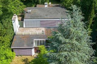 Villa kaufen in 22391 Wellingsbüttel, Architektenvilla mit Pool und Parkgrundstück – stilvolles Wohnen in Wellingsbüttel