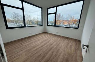 Gewerbeimmobilie mieten in Romain-Rolland-Straße 14-24, 13089 Heinersdorf, Räume zur Beauty Nutzung zu vermieten