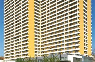 Gewerbeimmobilie mieten in Helene-Weigel-Platz 13, 12681 Marzahn, Toller Wollfachhandel in Springpfuhl-Passage sucht Nachfolger/-in!