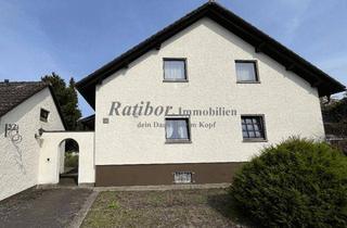 Haus kaufen in 91154 Roth, Sehr gepflegtes 2-Familienhaus mit Einliegerwohnung und 2 Doppelgaragen in begehrter Wohnlage in Roth OT