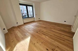 Wohnung kaufen in 76227 Durlach, Große 1-Zimmer-Whg. mit Balkon zu verkaufen in kernsaniertem Gebäude in Durlach