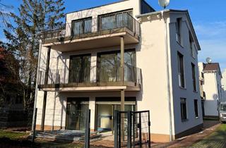 Wohnung kaufen in 12623 Mahlsdorf, Ihr neues Zuhause über den Dächern von Mahlsdorf-Süd – moderne Neubau-Dachgeschosswohnung mit Balkon