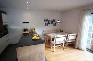 Wohnung kaufen in 83334 Inzell, Attraktive 3-Zimmer Wohnung mit großem Balkon und Garage in Inzell (provisionsfrei)