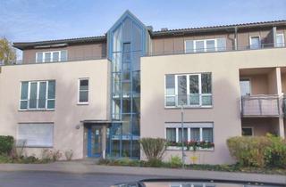 Wohnung kaufen in 07318 Saalfeld, Schöne, helle Eigentumswohnung mit Panoramafenster neben der Schwimmhalle Saalfeld