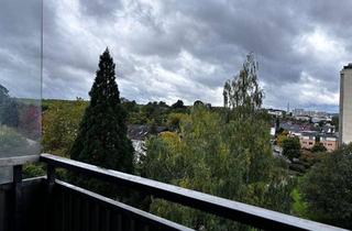 Wohnung mieten in 71032 Böblingen, Helle 4,5-Zimmer Wohnung im 6. OG mit Balkon in Böblingen