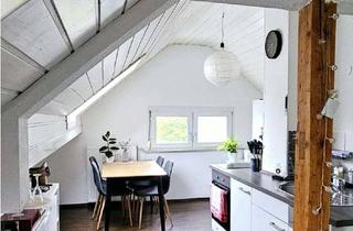 Wohnung mieten in Kolpingstraße 29, 88250 Weingarten, Sonnige 2-Zimmer Dachgeschosswohnung in Weingarten