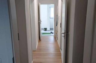 Wohnung mieten in Kapellenweg 21, 73447 Oberkochen, Exklusive 3 Zi. Wohnung mit Süd-Balkon in Zentraler Lage von Oberkochen