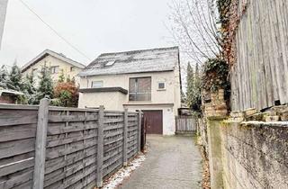 Einfamilienhaus kaufen in Udersbergstraße 26, 35394 Gießen, Renovierungsbedürftiges Einfamilienhaus mit großem Garten