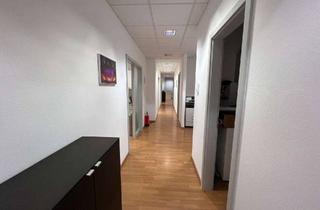 Gewerbeimmobilie mieten in 61440 Oberursel, EXKLUSIVE BÜROFLÄCHE im EG *GATTENHÖFERWEG*NäheS+U-Bahn*179m²*Aufzug*Saniert*FuboHe*