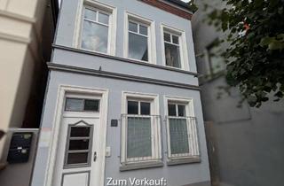 Haus kaufen in 26441 Jever, Historisches Stadthaus in Jever, zentrumsnah